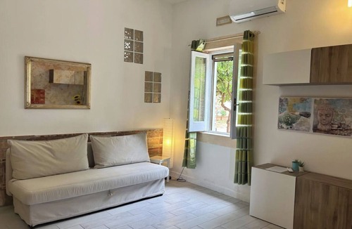 Frascinelle Apartment | TWO-ROOM APARTMENT WITH SEA VIEW PATIO