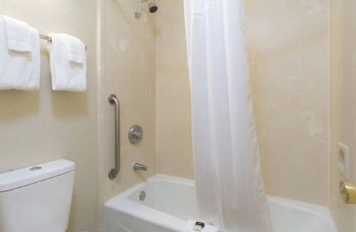 Florida Central Atlantic Coast House | Ultimate Disney Adventure! 3 Serene Units, Restaurant, Free Shuttle, Pool