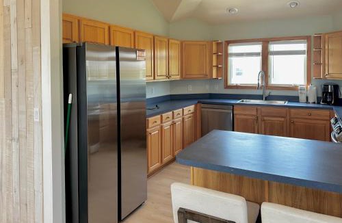 Ocean Sands House | Updated Listing! 4 min to Beach, Pool, Spa, Games