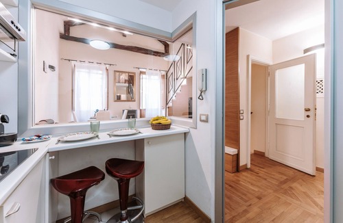 Cagliari Apartment | Vacation Apartment “Suite Villanova” with Wi-Fi, A/C & Balcony