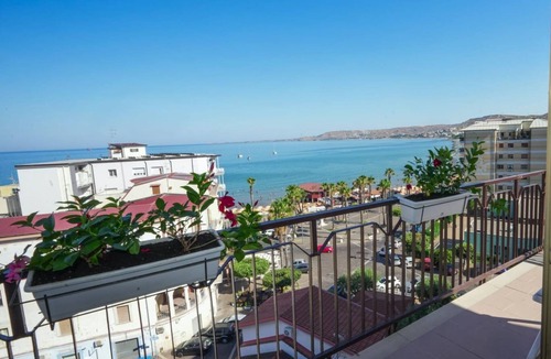 Crotone House | Vacation by the sea