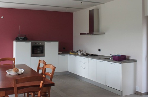 Serralunga d'Alba Cottage | Vacation home surrounded by the vineyards of Barolo