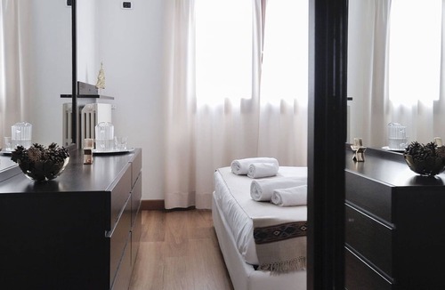 Ponte di Legno House | Vacation Home in Ponte Di Legno with 1 bedrooms sleeps 5