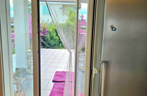 Grottammare Apartment | Vacation House Niki Terrace sea view garden 2.5 km from the beach in the green