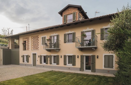 Moasca House | Valèt guesthouse, four rooms and sleeps 12, half an hour from Alba
