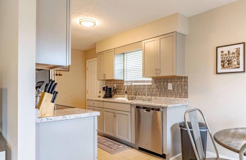 Radcliff Condo | Valor Cottage - Cozy 2BR Near Ft. Knox & Elizabethtown