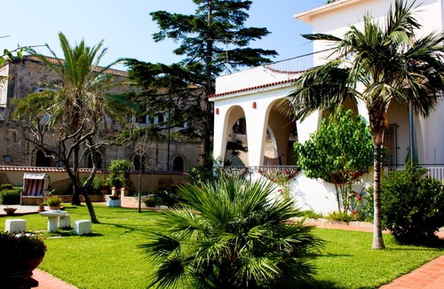 Marina di Patti Apartment | Very nice apartment (suite) for 2 persons - directly on the sea