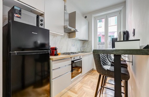 Aurelio Apartment | Vesta Rome House