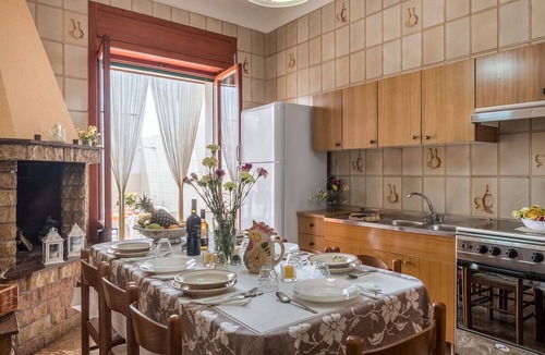 Marina di Mancaversa House | Villa 80 meters from the beach (sand)