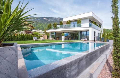Appiano Sulla Strada del Vino House | Villa Aich 5 * Appiano-your holiday home with private pool -near Kalterer See u Bozen