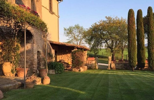 Vitorchiano Apartment | Villa Arzilla - ORTENSIA ROOM