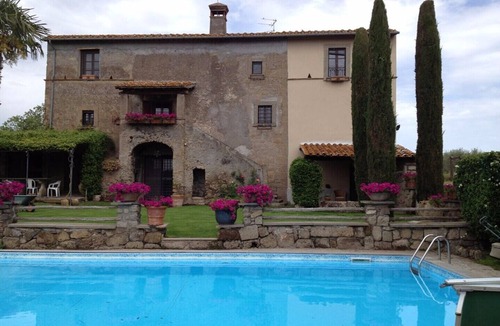 Vitorchiano Apartment | Villa Arzilla - PEONIA SUITE ROOM 1