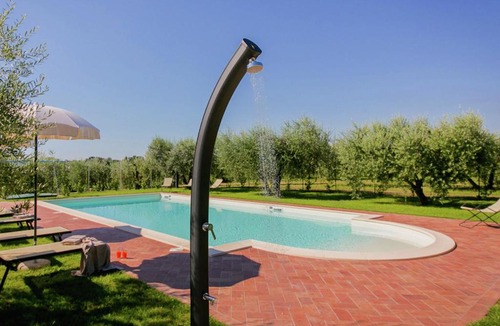 Cortona Villa | Villa at 300 m altitude with private swimming pool and views of Cortona