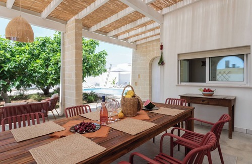 San Pietro in Bevagna Villa | Villa at the two fig trees with pool San Pietro in Bevagna