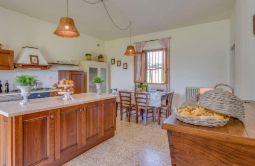 Lamporecchio House | Villa Beboli per 18 pax by Interhome