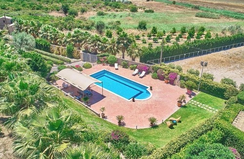 Lentini Villa | Villa Cadinira