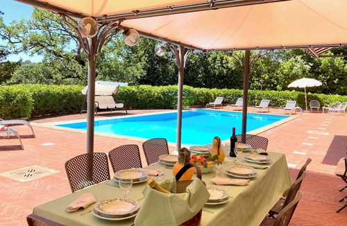 Todi Villa | Villa Canonica, sleeps up 15. A/C. Tennis court, pool, gym area, EV charger