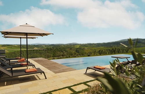 San Gimignano Villa | Villa Centia, in the heart of Tuscany with stunning views over SanGimignano
