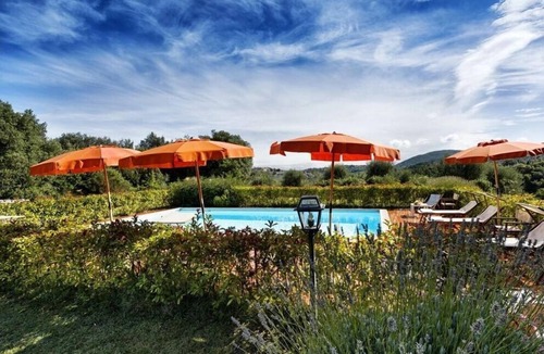 Trequanda Villa | Villa Colombini Comfortable holiday residence