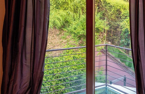 Alba Apartment | Villa D'Autore - Three Bedroom Apartment, Sleeps 6