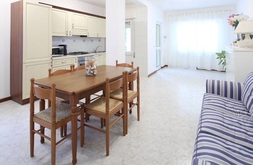 Deiva Marina Villa | Villa delle Ciliegie Orchidea apartment 2 minutes from Deiva beach