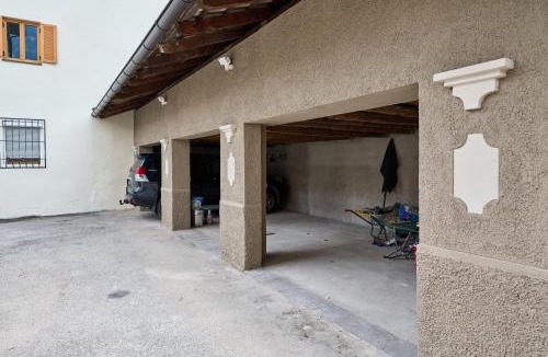 Caldaro Sulla Strada del Vino Apartment | Villa Donata - Luxuriöses & großzügiges Apartment im Herzen von Kaltern, mit Innenhof, kostenlosem Parkplatz direkt am Haus