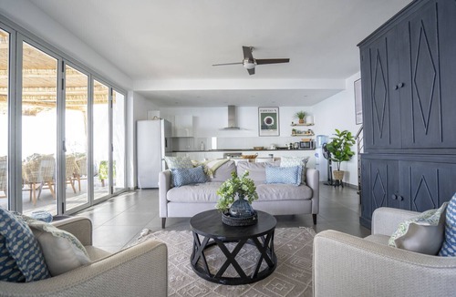 Joppolo Villa | Villa Donna Cà, for 10/11 people, with heated pool and a wonderful sea view