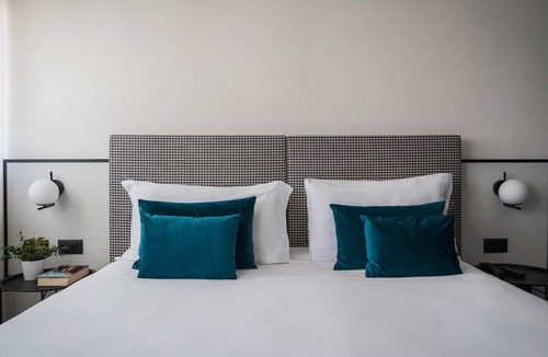 EUR Hotel | Villa EUR - Parco dei Pini