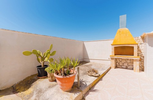 Punta Prosciutto Villa | Villa 'Fronte Mare Raffaele' with sea view, private terrace and air conditioning