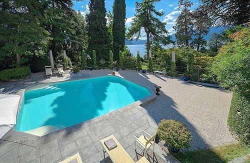 Santa Maria - Rezzonico Villa | Villa Fulgida: An elegant and welcoming three-story historical villa built in the 19th century, situated at a short distance from the shores of Lake Como, with Free WI-FI.
