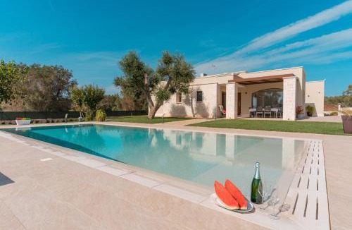 San Michele Salentino Villa | Villa Gelso Bianco con Piscina