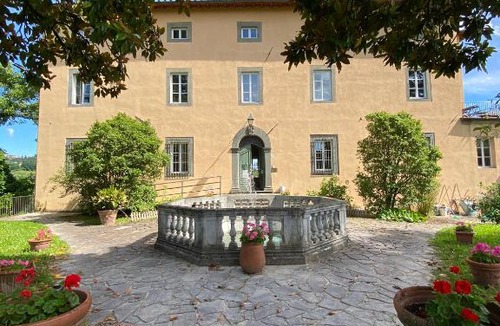 Mologno Hostel | Villa Gherardi - B&B e Hostel