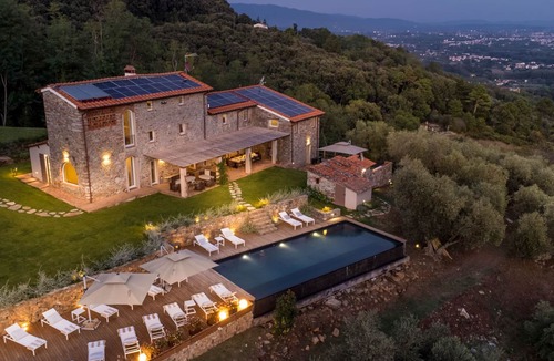 Vicopelago Villa | VILLA GIOMA-Charming rustic just restored with private panoramic infinity pool