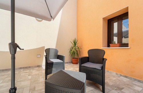 Guspini Apartment | Villa Giovia: double room 2
