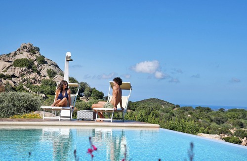 Cannigione Villa | Villa Hammock breathtaking view infinity pool on the Gulf Arzachena-Costa Smeralda