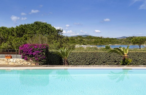 Capo Coda Cavallo Villa | Villa in Capo Coda Cavallo with 3 bedrooms sleeps 6
