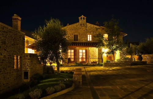 Pian di Sco Villa | Villa in Casa Biondo with 23 bedrooms sleeps 46