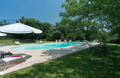 Santarello Villa | Villa in Sinalunga with 6 bedrooms sleeps 16