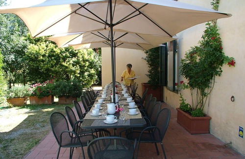 Marciano della Chiana Villa | Villa /Independent home in Arezzo with 9 bedrooms sleeps 18
