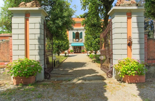 Pistoia Villa | Villa/Independent home in Pistoia with 4 bedrooms sleeps 10