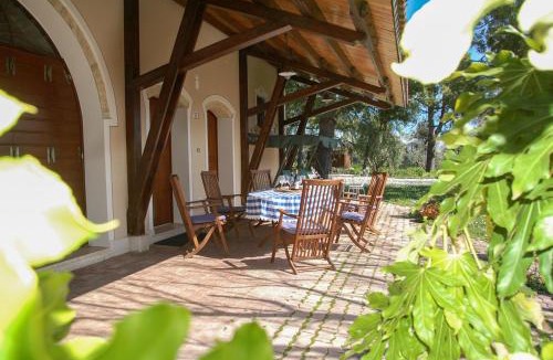 Grottammare Apartment | Villa Irma a Grottammare Relax con Piscina a 10 min dal Mare
