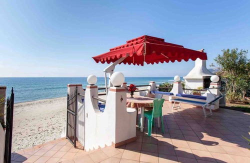 Santa Margherita di Pula House | Villa Valerie - Detached beachfront villa - La Perla Marina -all