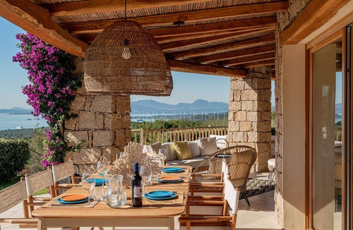 Abbiadori Villa | Villa Jaqueline: a beautiful Villa in the heart of the Costa Smeralda.