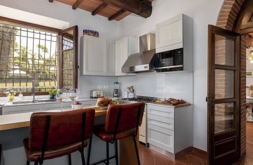 Santarello Villa | Villa la Monarca 16, Emma Villas