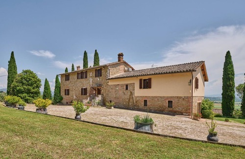 Agello Villa | Villa Madonna del Giglio by MMega