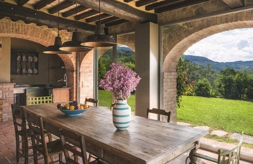 Arezzo Villa | Villa Mandorla - Tuscan farmhouse with private pool