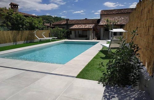 Miane House | Villa Marsica F: A modern and graceful studio apartment immersed in a splendid landscape, in the heart of a wonderful little town, with Free WI-FI.