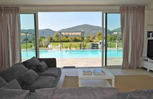 Ameglia Villa | Villa Micol 5' from the sea!
