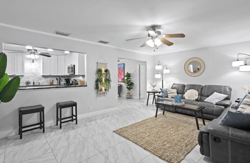 Hunt Club House | VILLA PARADISO | PRIVATE HEATED POOL | BEACHES | PGA | WATERPARK | ROGER DEAN