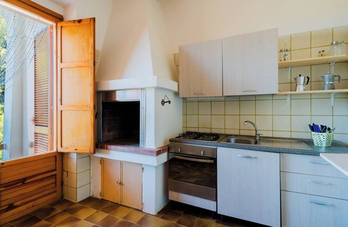 Matino Villa | Villa 'Santa Anastasia' with Private Terrace, Balcony and Air Conditioning